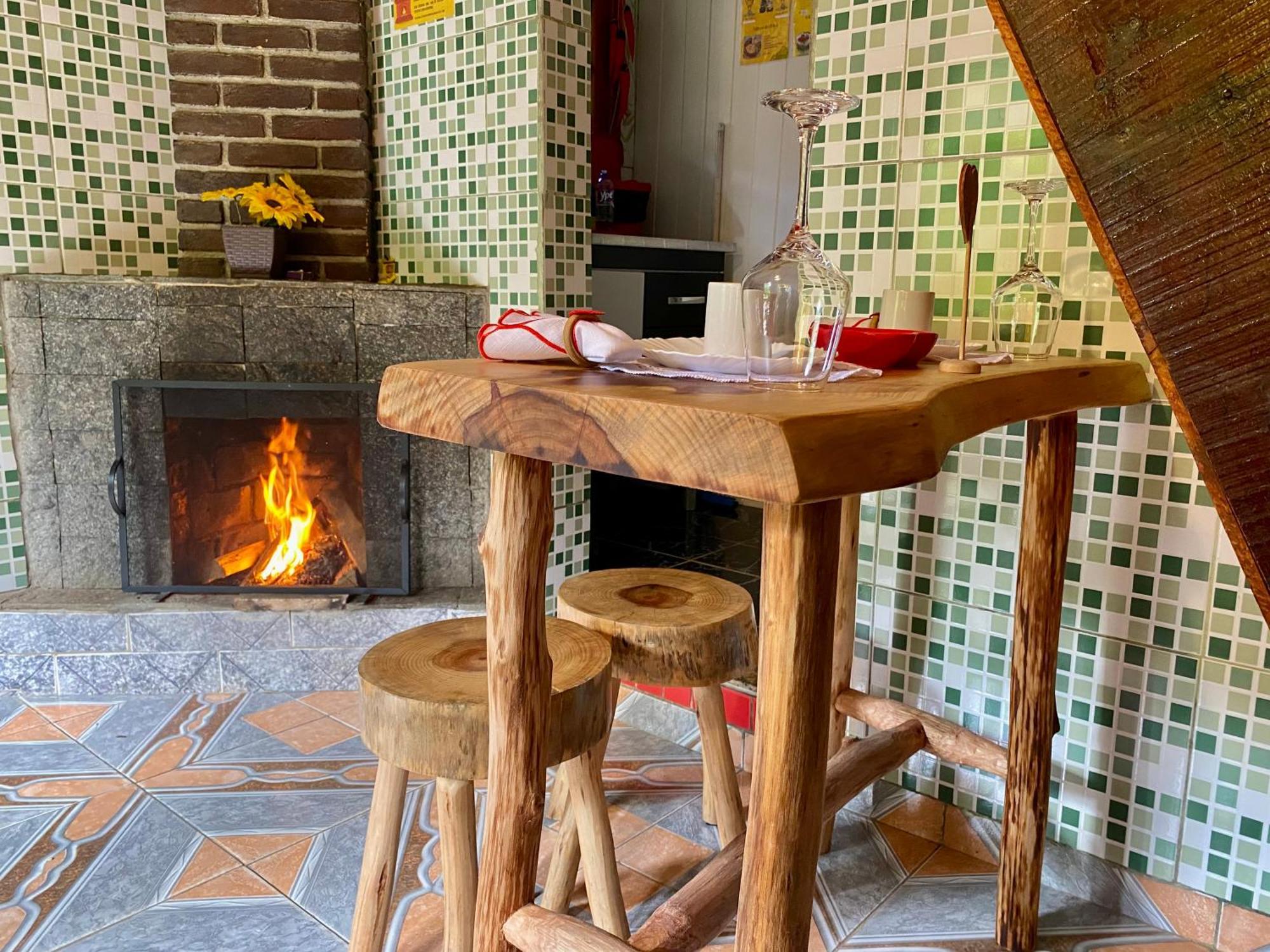 Chale 1 Alto Na Montanha, Com Lareira E Wi-Fi Apartment Висконе Де Мауа Екстериор снимка